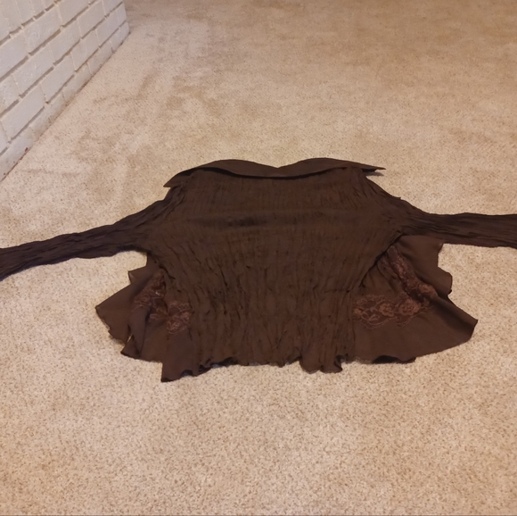 brown Amanda lane blouse - Picture 2 of 2